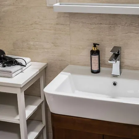 Rent Like - Elizy Orzeszkowej 6