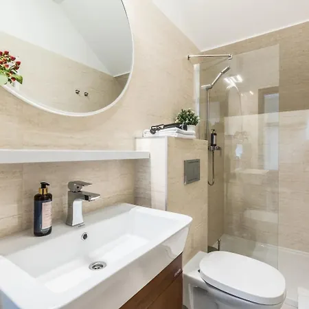 Rent Like - Elizy Orzeszkowej 6 דירה