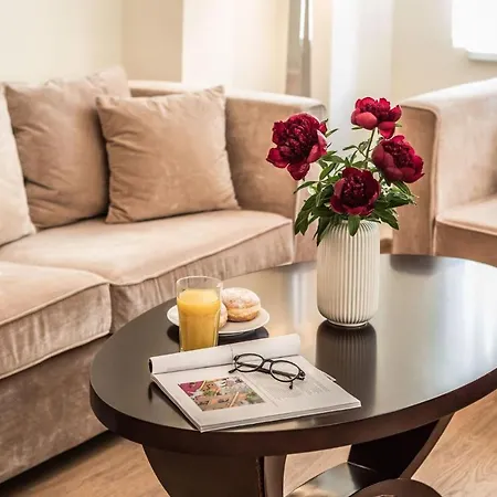 Rent Like - Elizy Orzeszkowej 6 *