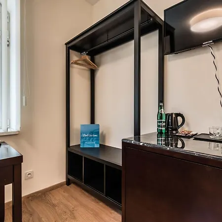 Rent Like - Elizy Orzeszkowej 6 * Poznan