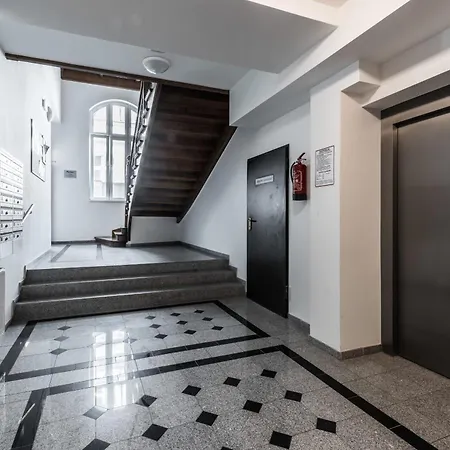 Rent Like - Elizy Orzeszkowej 6 *