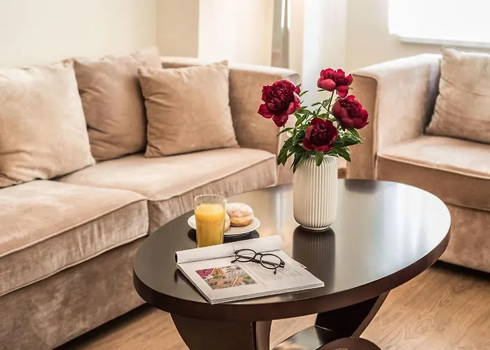 Rent Like - Elizy Orzeszkowej 6 *