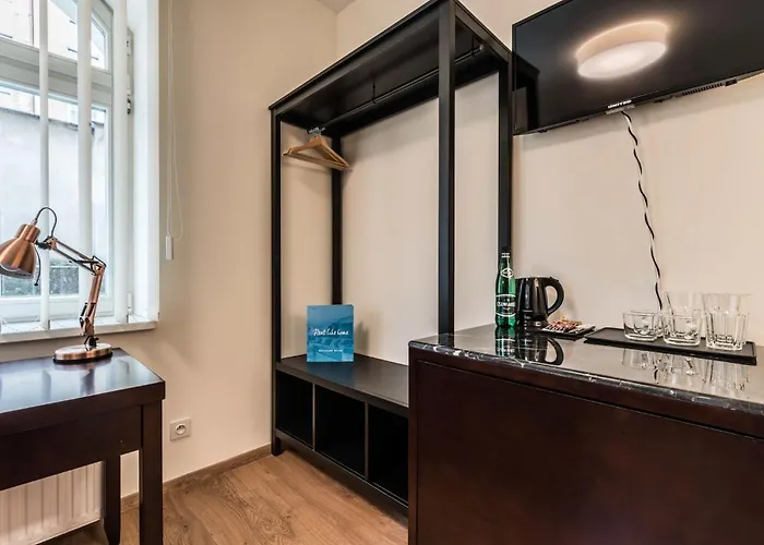 Rent Like - Elizy Orzeszkowej 6 * Poznan